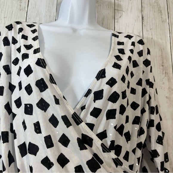 Coco Bianco Surplice Front Blouse Large - Picture 3 of 6